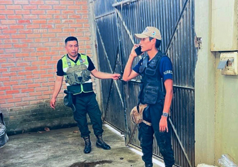 En Cochabamba allanan vivienda y secuestran 9.400 litros de carburantes 