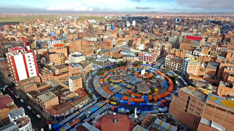 El Alto dinamiza su economía con créditos productivos por $us 933 millones e inversión pública de Bs 581 millones