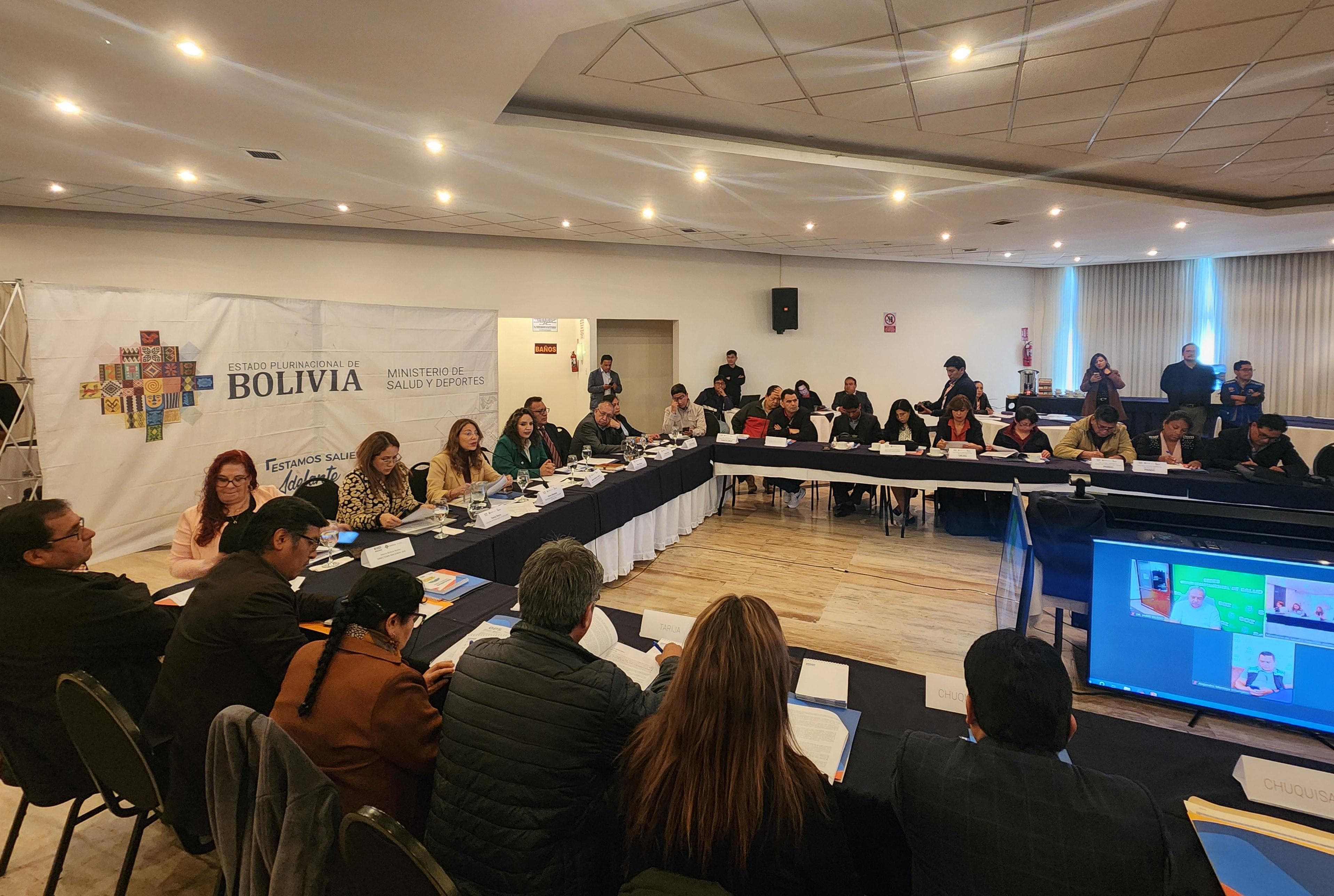 Salud insta a las universidades y a la población a combatir el sarampión