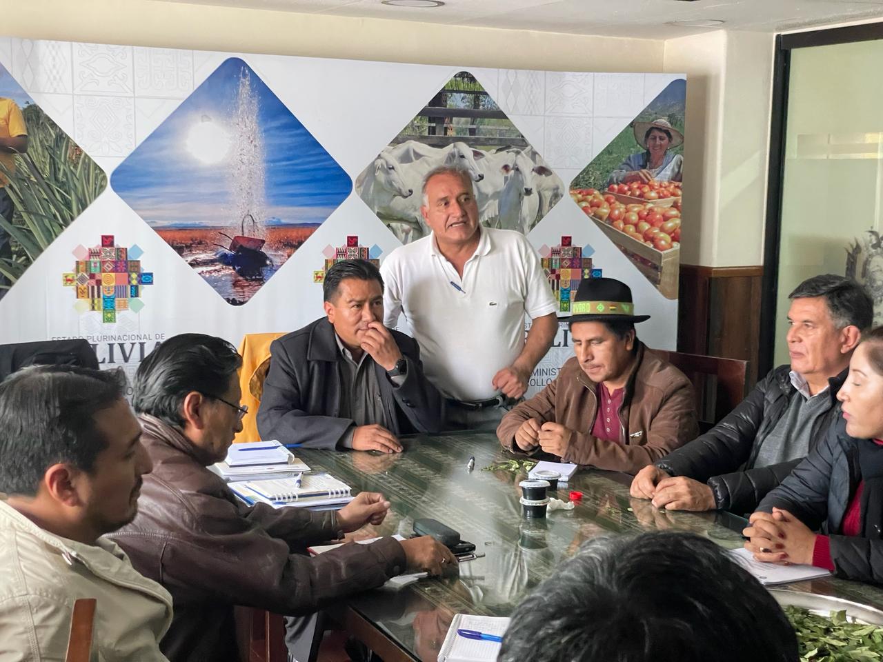 Ministro Condori coordina acciones para acelerar proyectos de fortalecimiento agropecuario y piscícola