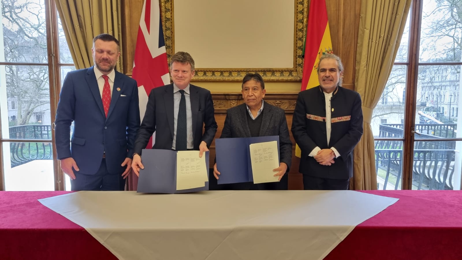 Bolivia y el Reino Unido de Gran Bretaña e Irlanda del Norte acuerdan cooperación en la lucha contra el cambio climático