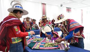 Arce asegura que “uno deja de ser un buen líder cuando vela por sus intereses propios”