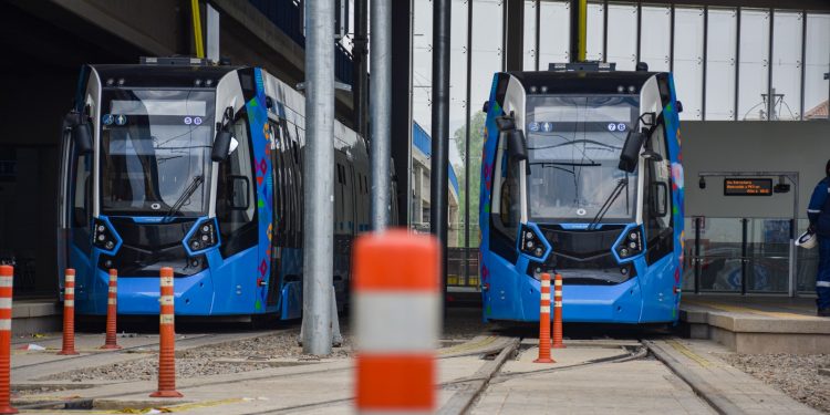 Gobierno logra licencia ambiental y reinicia obras de la línea amarilla del Tren Metropolitano en Cochabamba