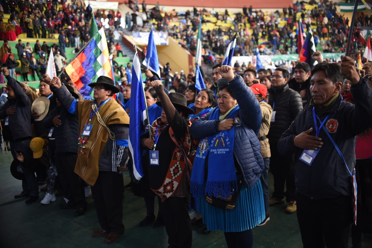 Congreso del MAS-IPSP avanza por tiempo y materia en la conformación de su nuevo directorio