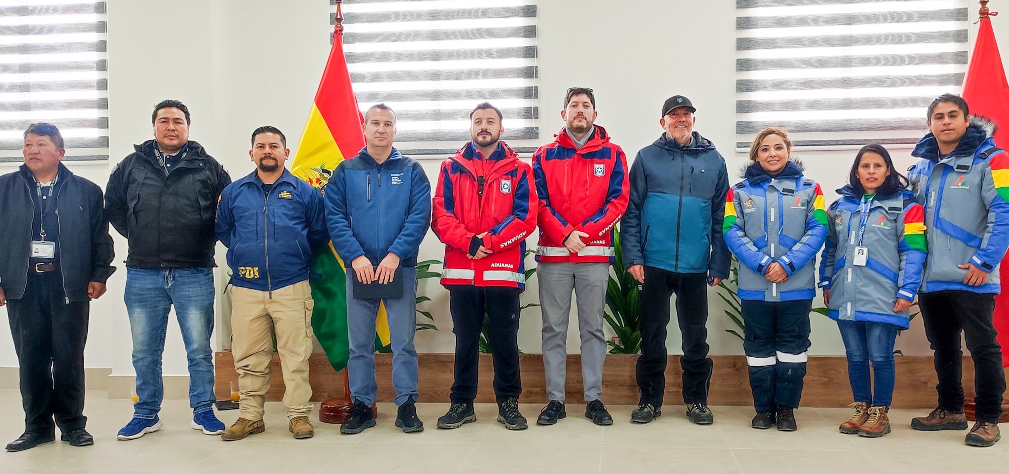 Bolivia y Chile activan atención las 24 horas del día en los pasos fronterizos de Tambo Quemado - Chungará y Pisiga – Colchane