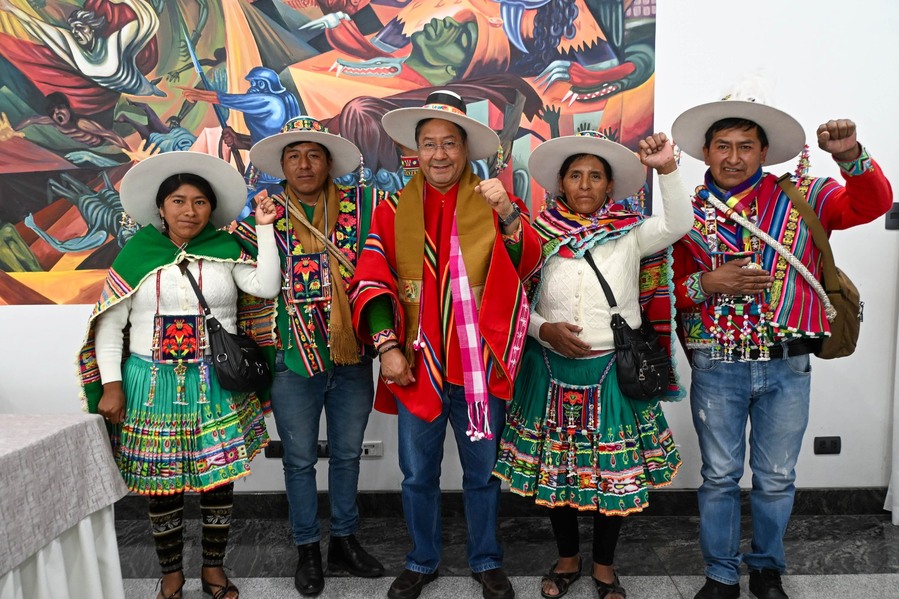 Presidente destaca trabajo con el Conamaq para avanzar hacia la industrialización