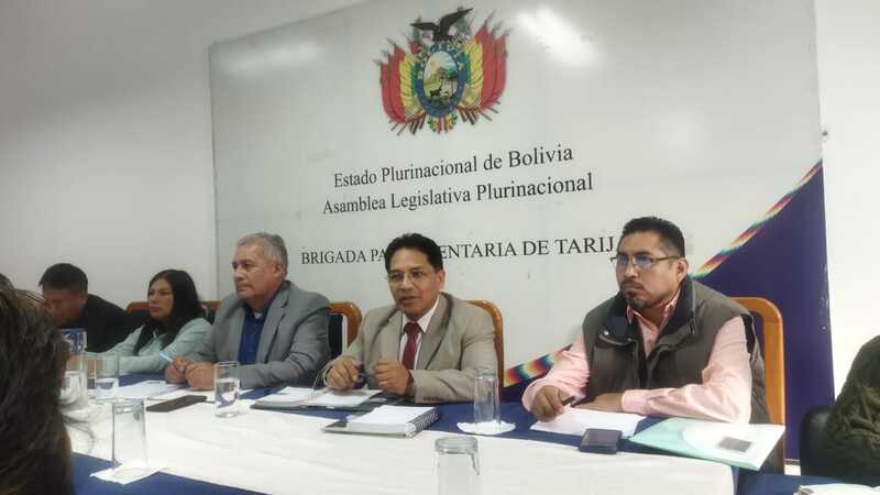 Gobierno y panificadores en Tarija acuerdan gestiones para bajar costos de la harina y mantener precio del pan