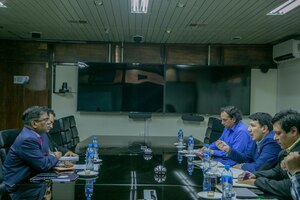Bolivia e India acuerdan fortalecer la cooperación técnica en materia energética