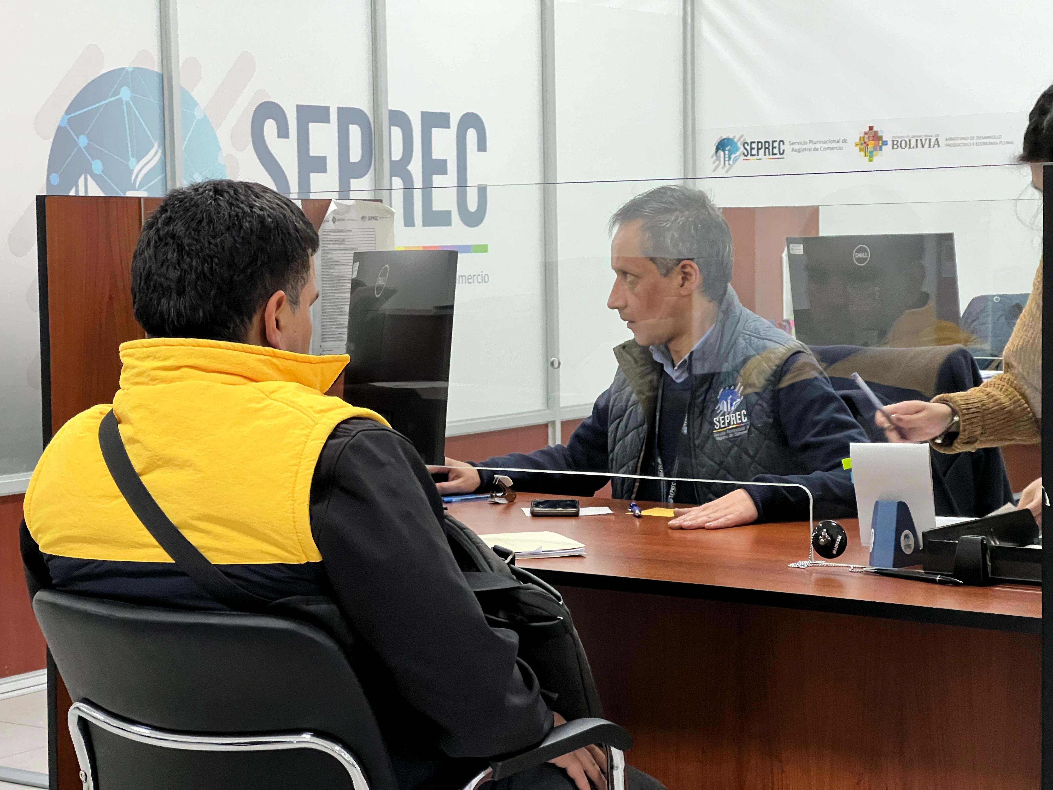 Amplían hasta el 30 de junio plazo para que empresas bancarias, de seguros, comerciales y de servicios renueven la Matrícula de Comercio