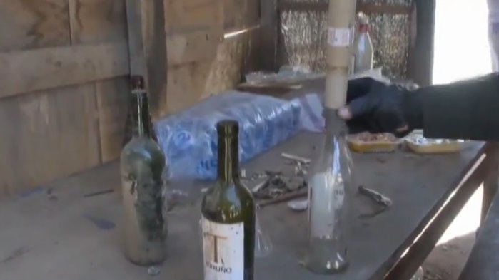 Intervienen presunta “sede de bloqueadores” y secuestran bombas molotov y armas artesanales en Mairana 