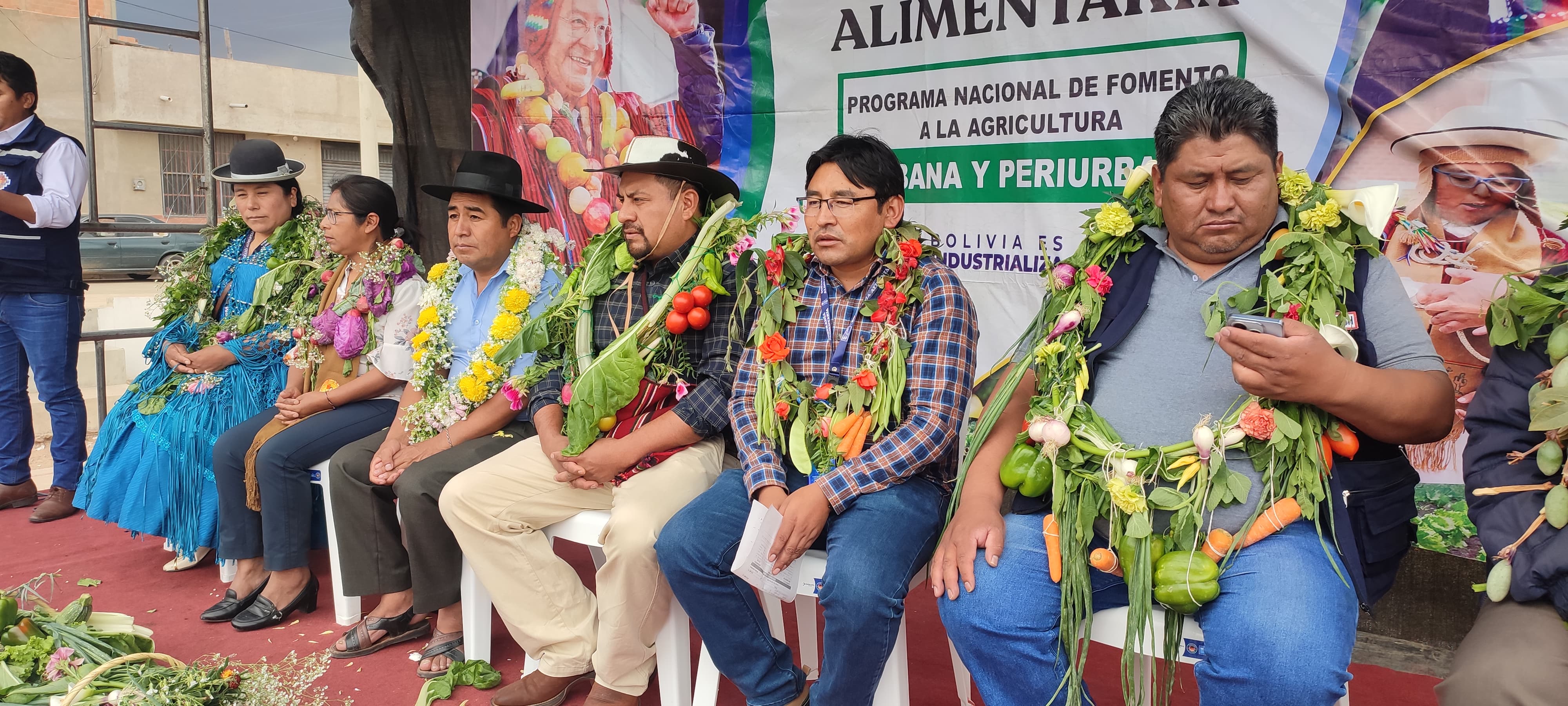 Construyen 60 invernaderos familiares en Sucre como alternativa al cambio climático