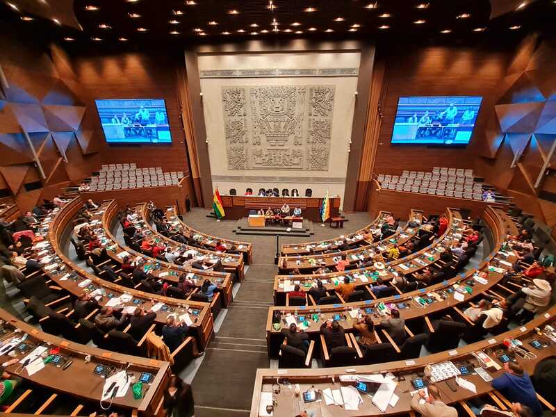 Presidente del Legislativo da por inaugurada legislatura 2024-2025 tras violencia protagonizada por evistas