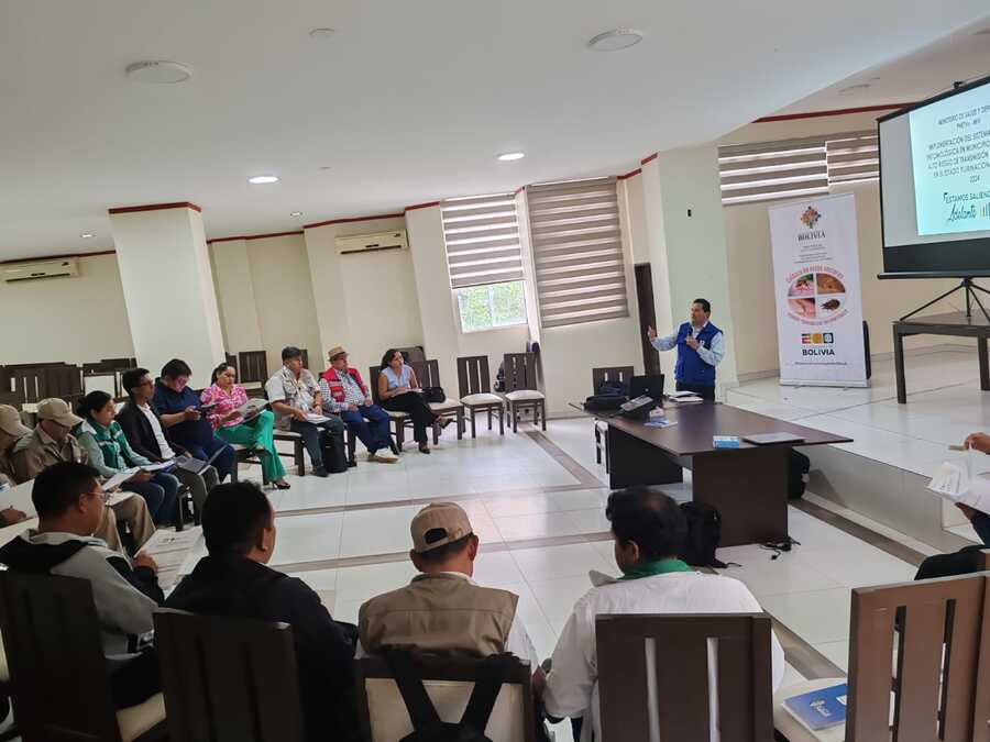 Evalúan uso de ovitrampas para intensificar el control y eliminación del mosquito transmisor del dengue