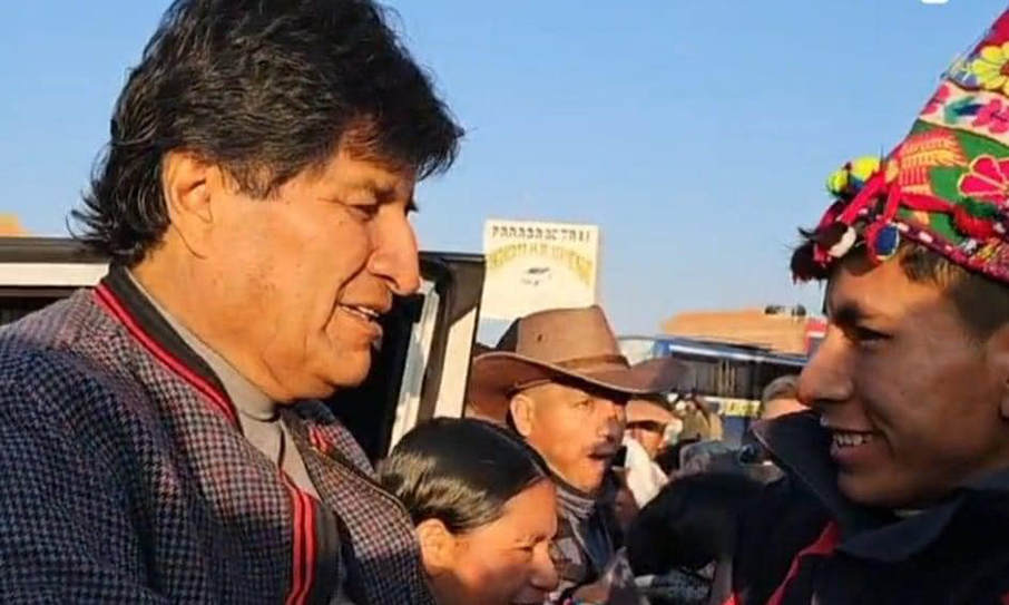 Denuncian que Evo Morales retiró más de Bs 10 millones de cuentas del MAS para financiar bloqueos