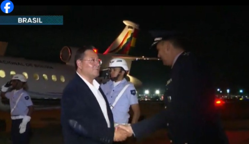 Arce llega a Brasil para cumplir una agenda de trabajo en el marco de la Cumbre del G20