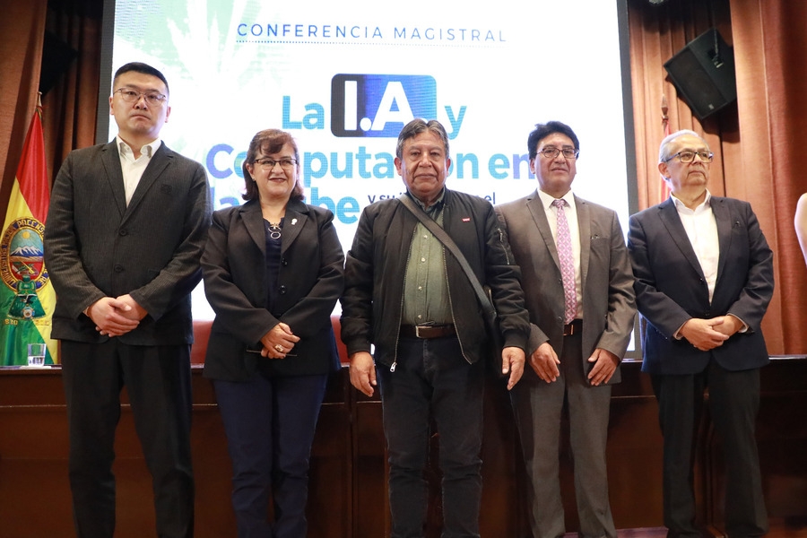 Choquehuanca: La Inteligencia Artificial debe ayudar a eliminar la corrupción y construir una sociedad más justa