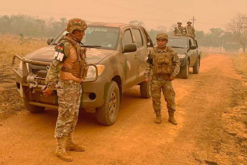 Tractores, cuadratracks y otros motorizados fortalecen la lucha contra los incendios en la Chiquitania