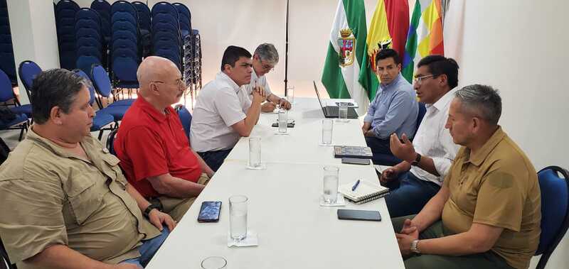 Productores aseguran abastecimiento de carne de cerdo y pollo, Gobierno fortalece controles contra la especulación