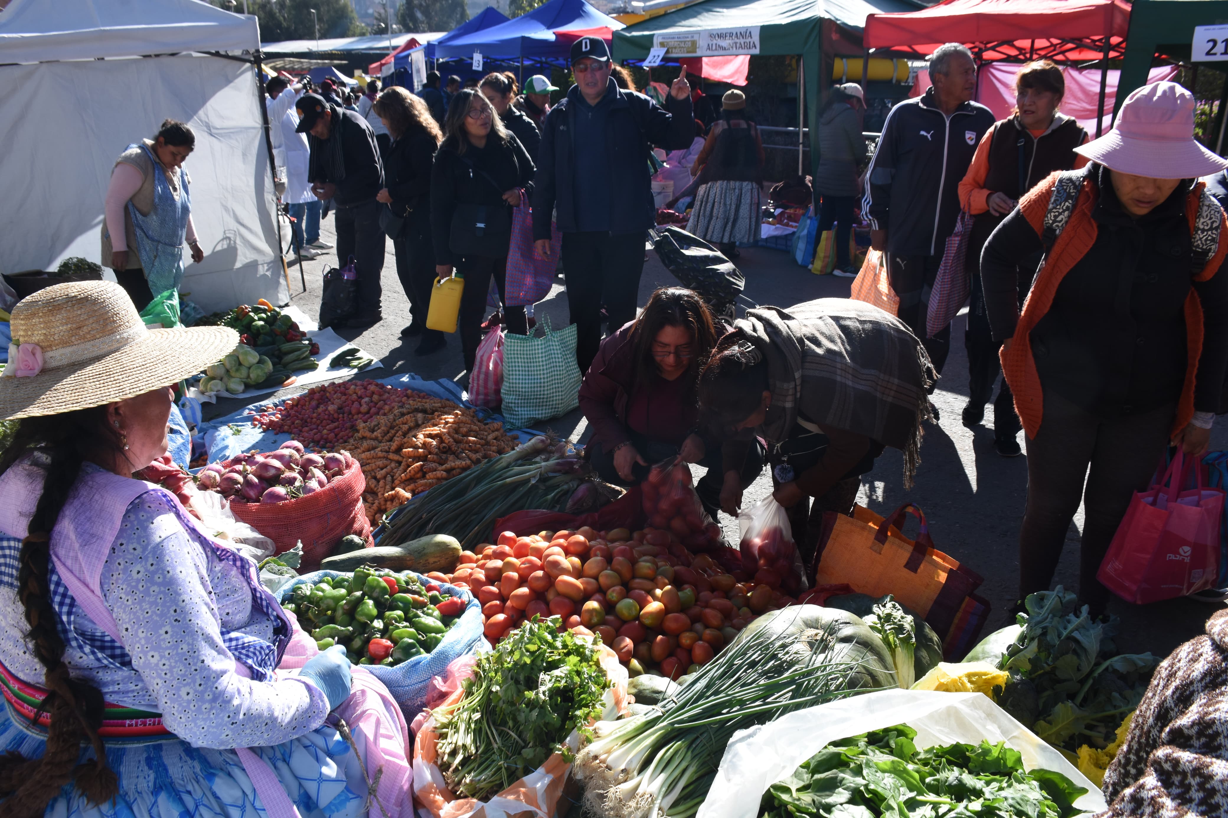 Feria “Del campo a la olla” vuelve a Oruro para abastecer con alimentos a precio justo
