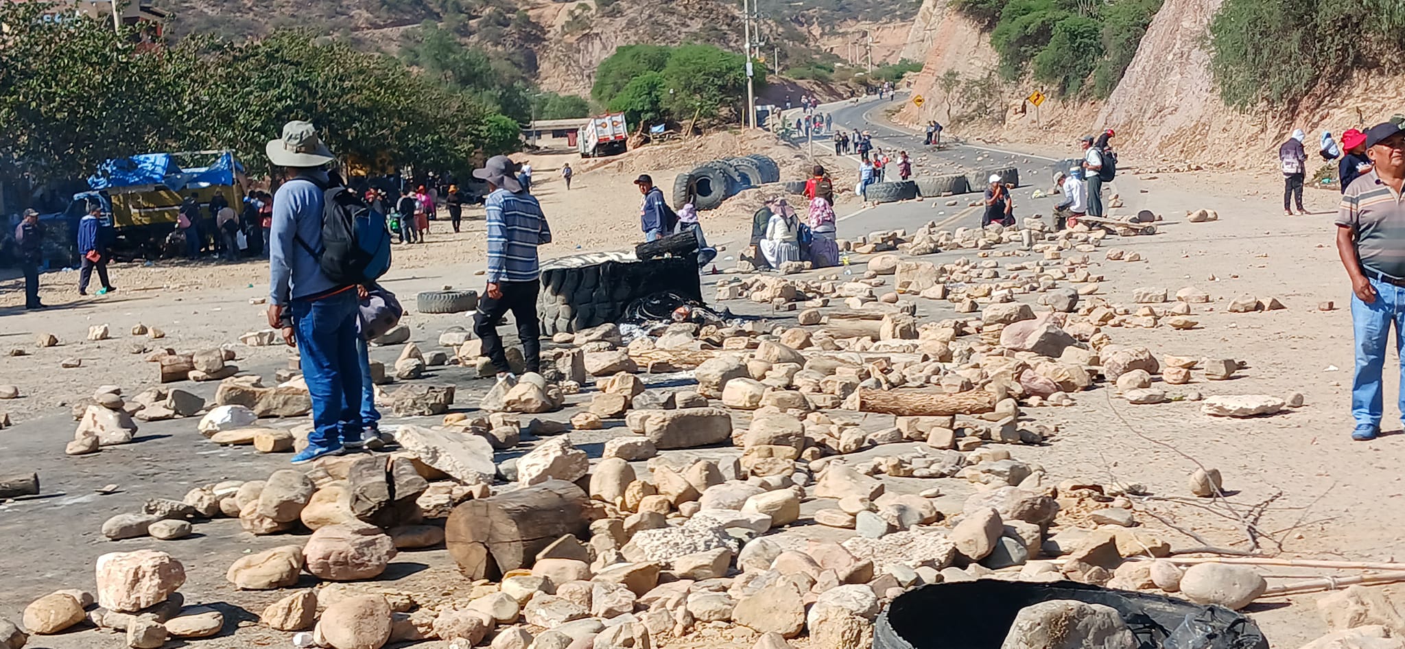 Suman 14 bloqueadores aprehendidos por atentar contra la seguridad de los medios de transporte en Cochabamba