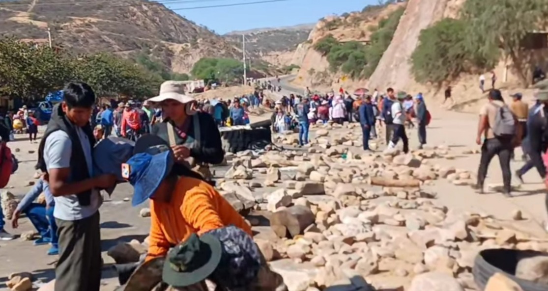 Más de 10 personas fueron aprehendidas en el bloqueo protagonizado por afines a Morales