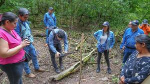 Dirigentes sociales, concejales y comunarios verifican que proyecto DMO-X3 está fuera de la reserva de Tariquía