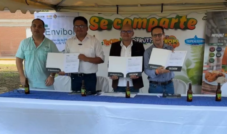 Fábrica estatal de vidrio venderá 39.000 botellas a empresa de jugos por Bs 94.000