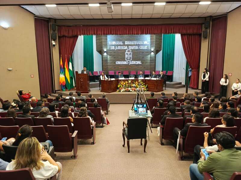 Más de 60 abogados fueron posesionados como notarios de Fe Pública