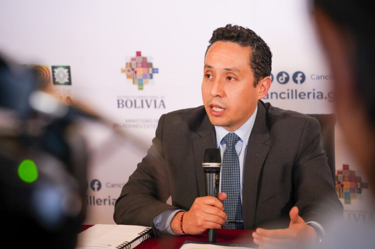 Cancillería activa protocolo de asistencia para bolivianos afectados por inundaciones en España