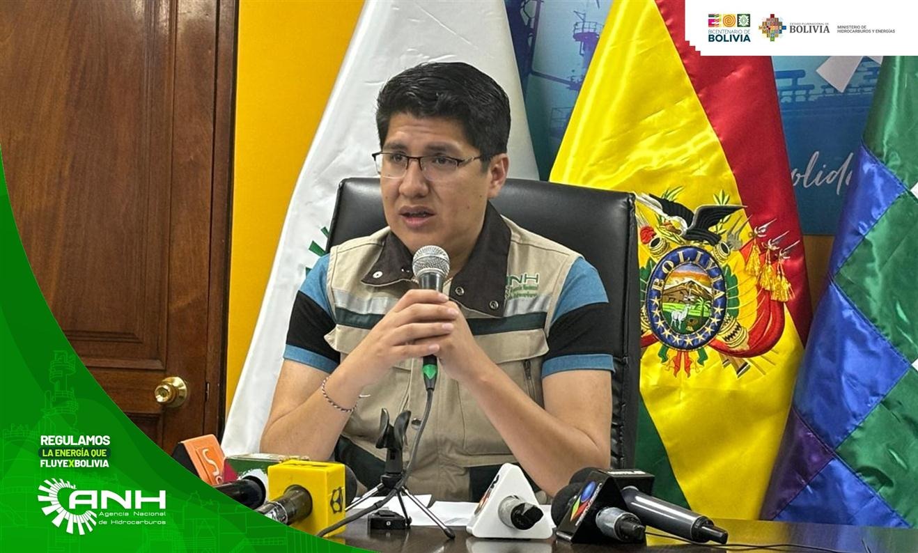 ANH habilita 20 estaciones de servicio para venta continua de gasolina en La Paz y El Alto