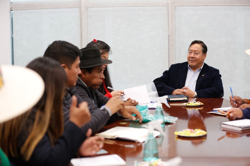 Arce, autoridades y dirigentes definen entrega e inicio de obras por aniversario de Cochabamba