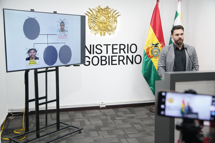 Vagoneta utilizada por Morales en su marcha está valuada en $us 90.000 y pertenece a una joven de 21 años