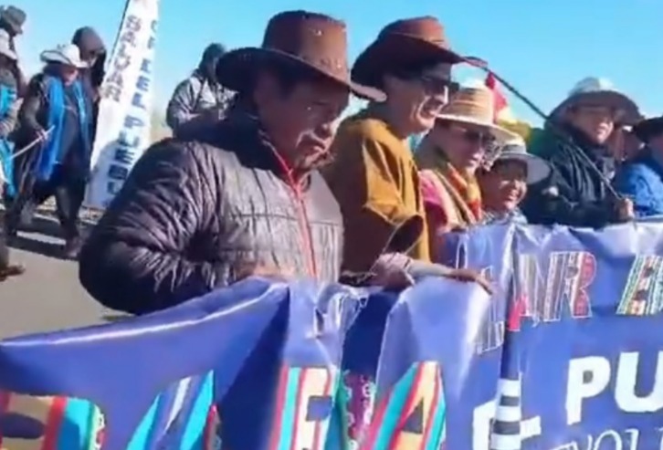 Organizaciones sociales de Tarija y Cochabamba repudian escalada de violencia promovida por evistas, anuncian su arribo a La Paz