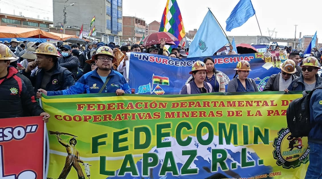 Mineros desmienten uso de dinamitas en concentración en defensa de la democracia en Ventilla 