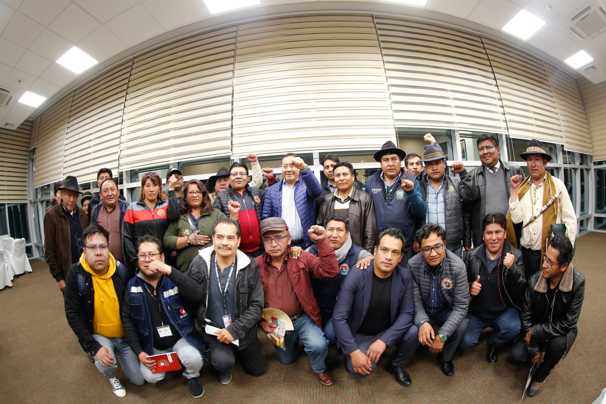 Arce y Asamblea de la Alteñidad coordinan acciones para continuar consolidando la industrialización