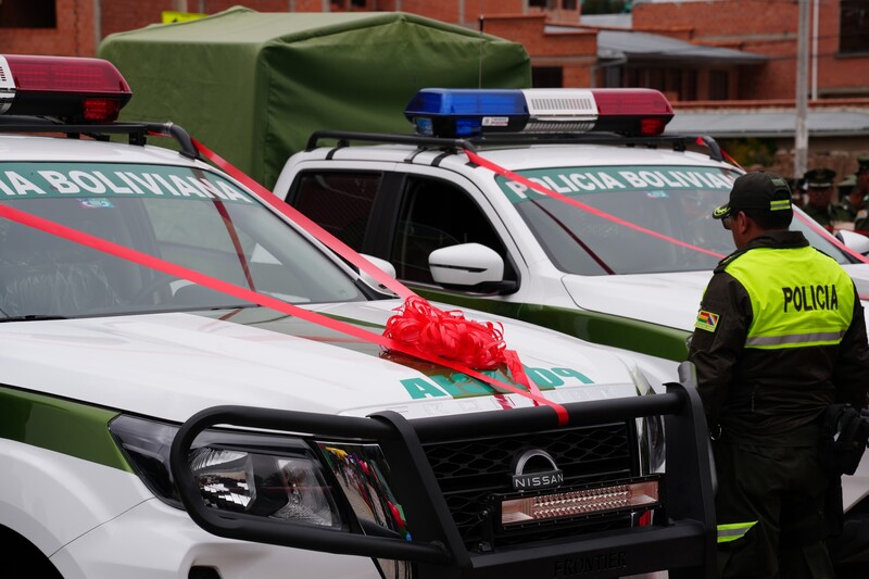 Policía recibe motocicletas, drones y camionetas valuadas en Bs 4,3 millones en El Alto