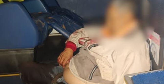 Hallan a un hombre sin vida al interior de un bus en la Terminal de Cochabamba