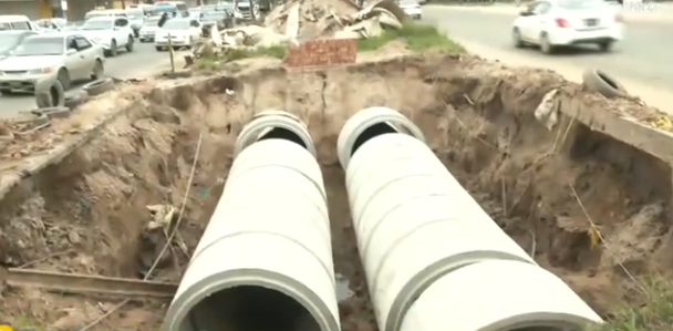 Reparación del hundimiento de canal en el Octavo Anillo de Santa Cruz tardará una semana