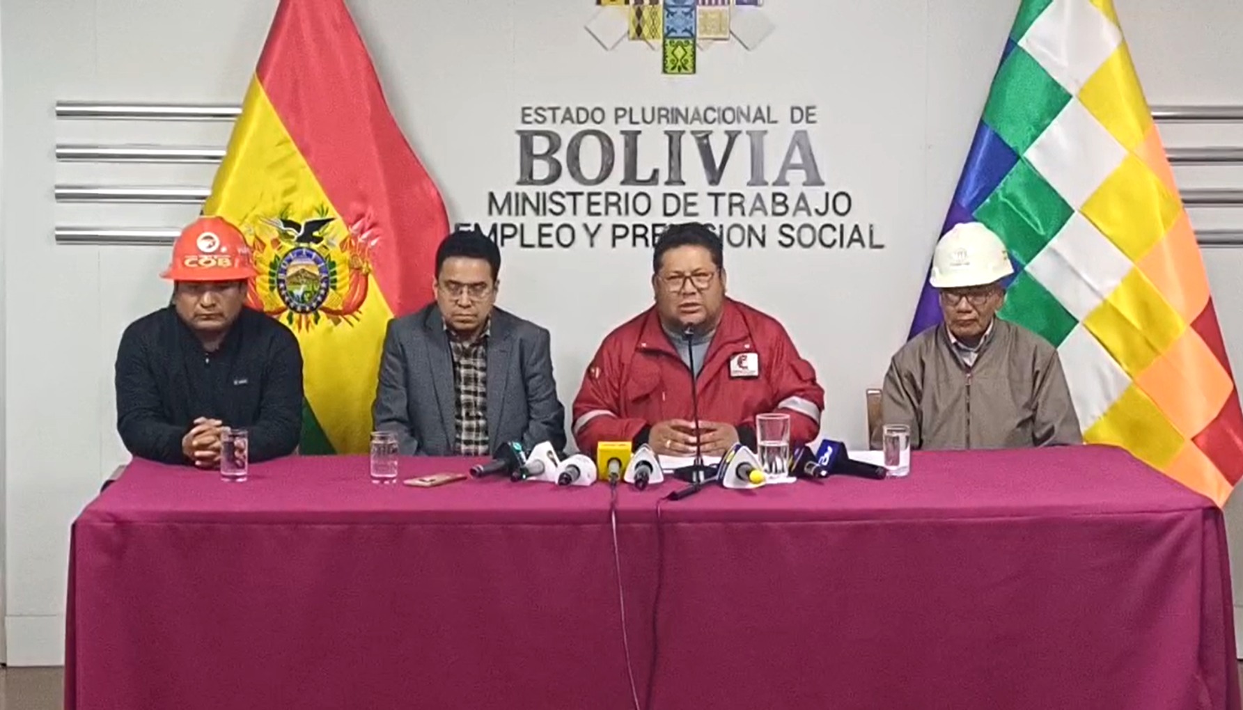 Gobierno y COB instalan Comisión Normas con la mirada en mejorar las condiciones de los trabajadores