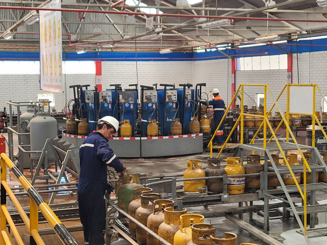 YPFB aumenta a 7.500 garrafas de GLP los despachos para cubrir la demanda en Potosí