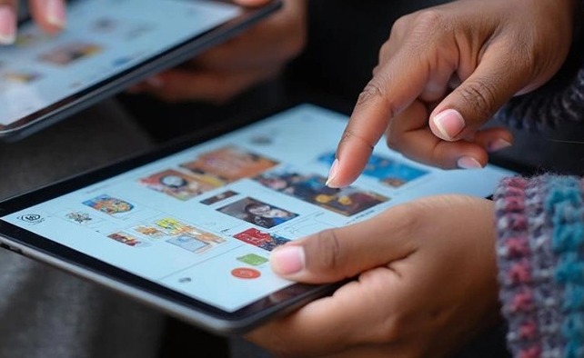 Plan de alfabetización digital apunta a capacitar a 1,7 millones de personas hasta agosto