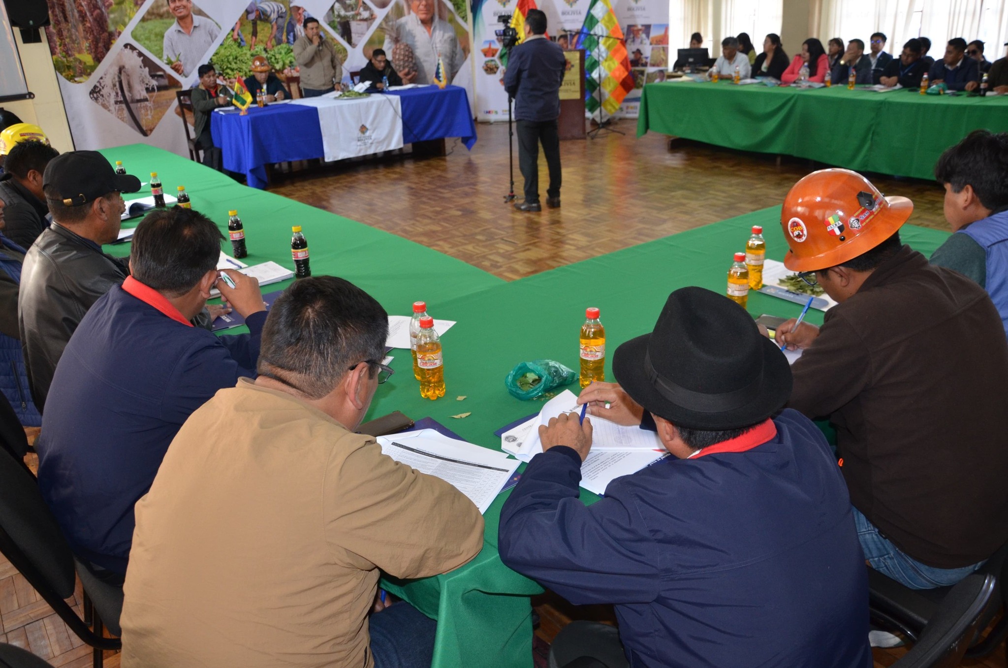 Instalan mesa de trabajo de Subcomisión de Desarrollo Rural para atender pliego petitorio de la COB