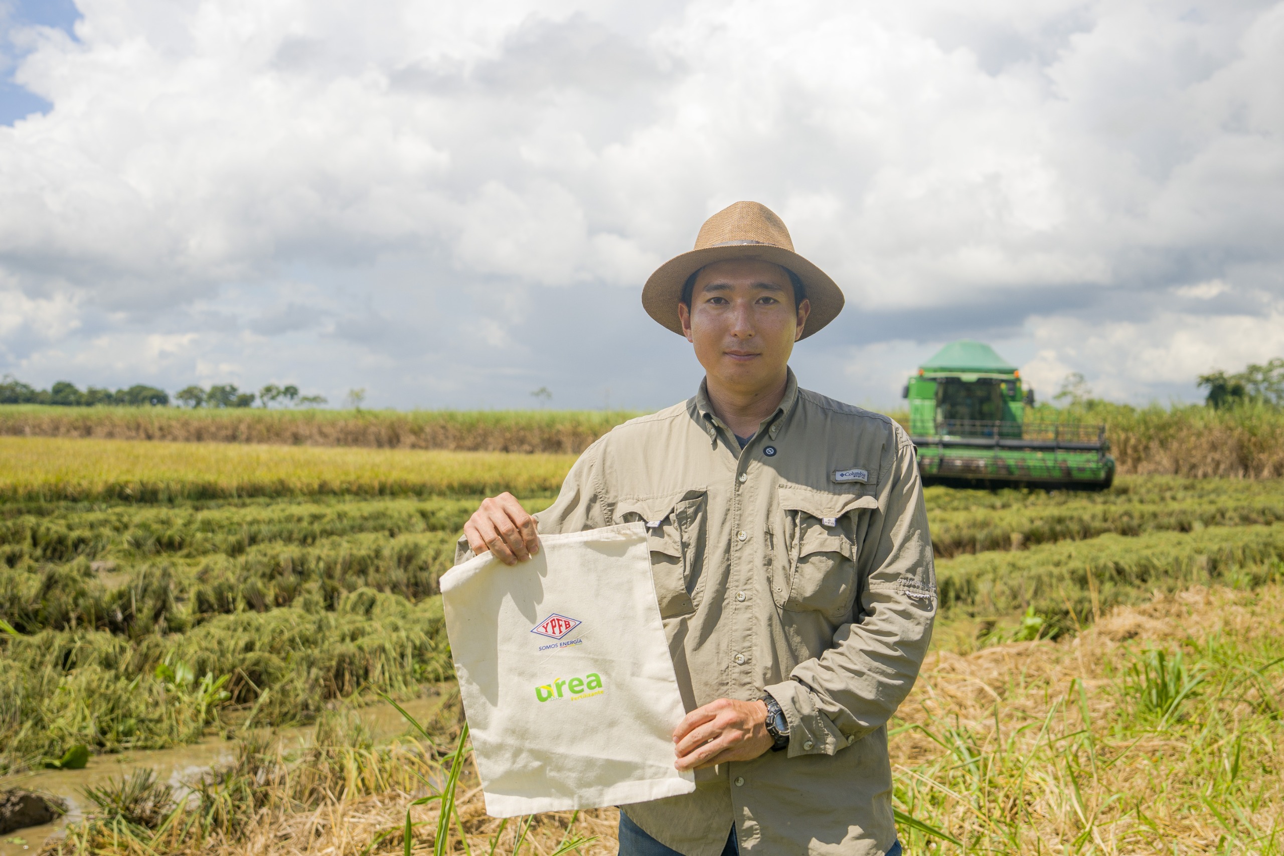 YPFB provee a arroceros de colonia japonesa 2.000 toneladas de urea para siembra de junio a diciembre 