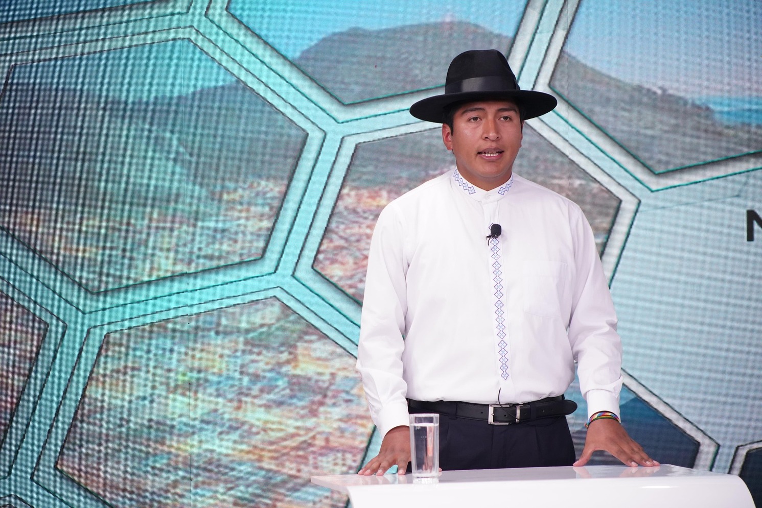 Viceministro Flores confía que el Bicentenario posicione a Bolivia como destino turístico en el mundo 