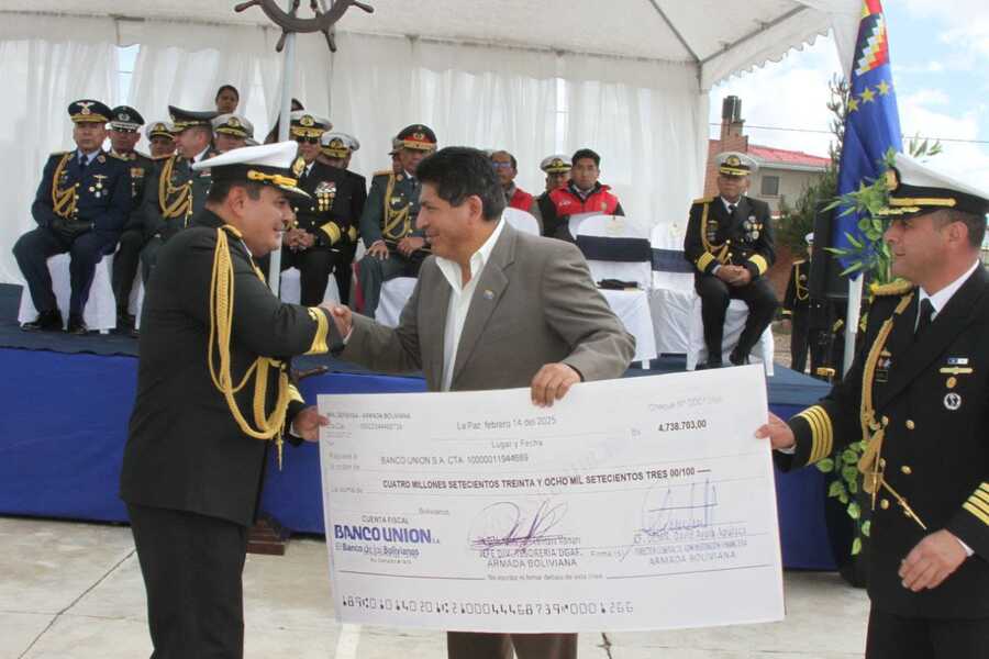 Armada crea unidad especializada contra desastres naturales, recibe apoyo de Bs 4,7 millones