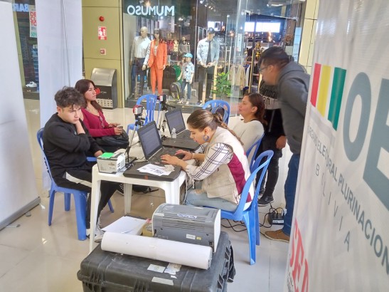 Elecciones generales: Brigadas móviles refuerzan empadronamiento en La Paz 