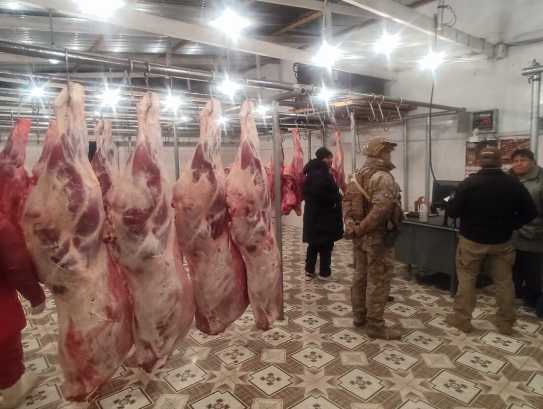 Intensifican controles al precio de la carne de res en frigoríficos de La Paz 