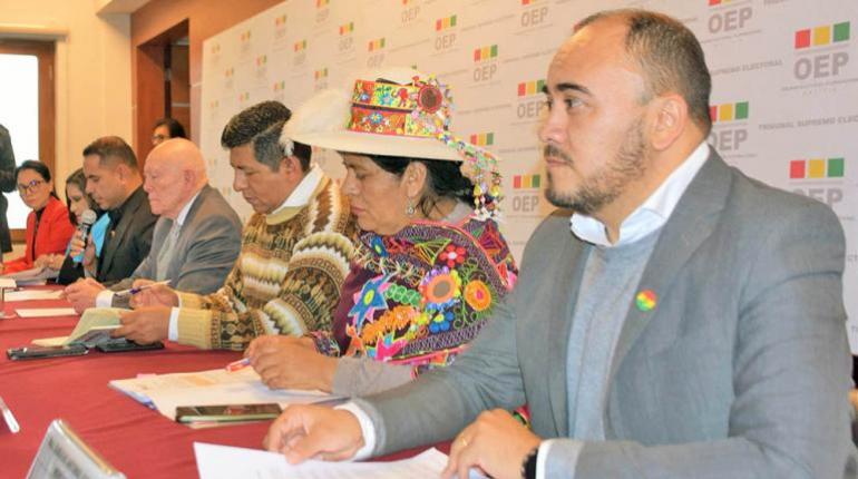 Imagen de una sesión de Sala Plena del Tribunal Supremo Electoral (TSE). Foto: TSE