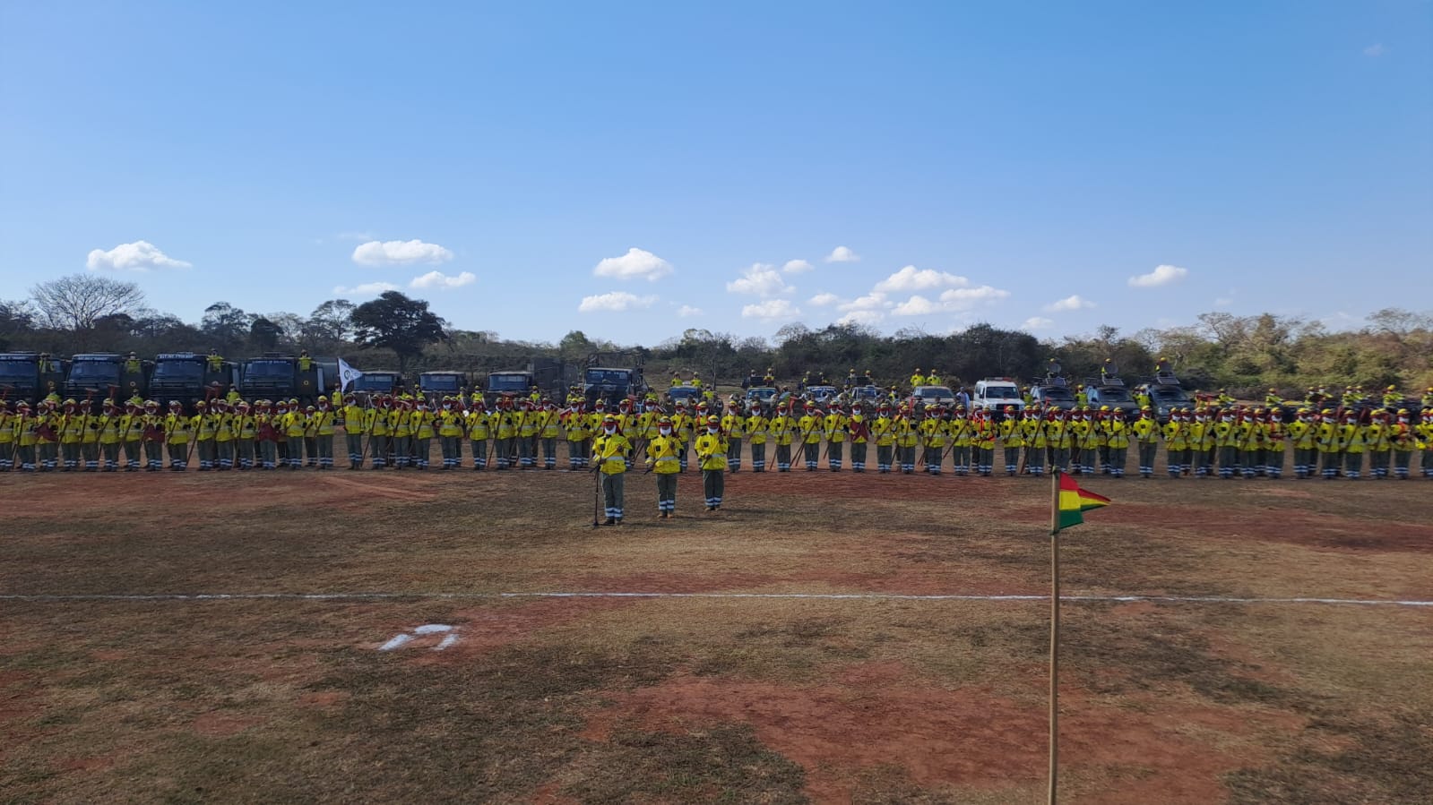 Ejército activa operaciones del Batallón de Bomberos Forestales en San Ignacio de Velasco
