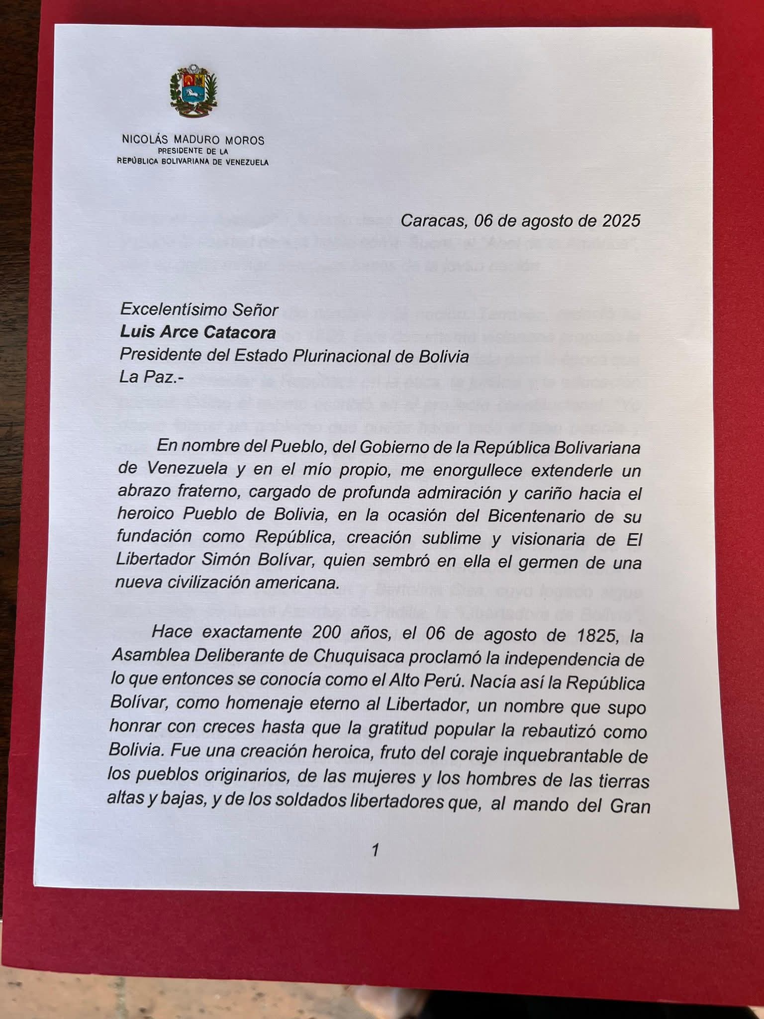 Presidente recibe con gratitud la felicitación de Venezuela en el Bicentenario de Bolivia